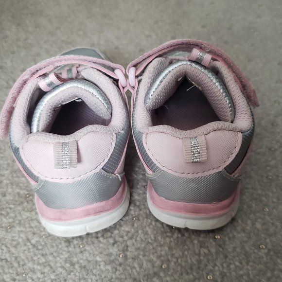 Cute Pink Sneakers sz 5 - Picture 11 of 13